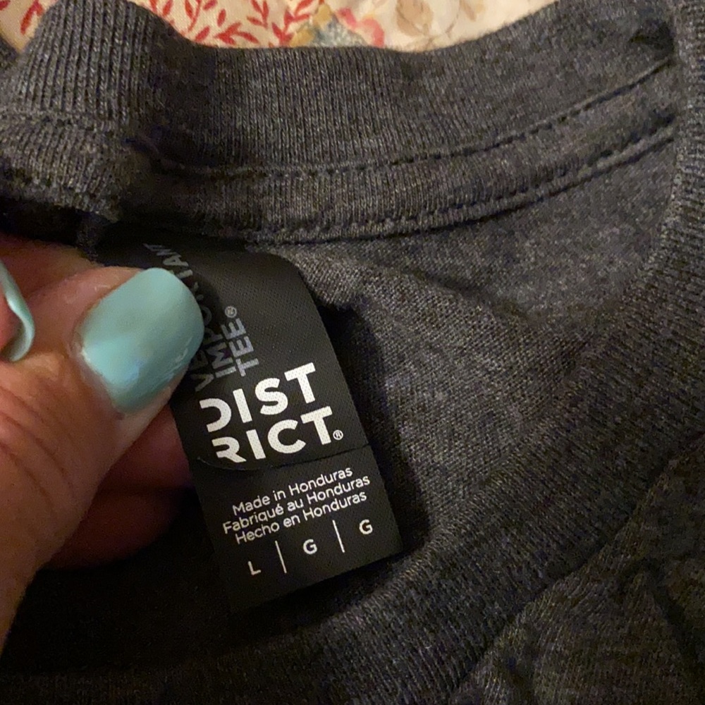 T-shirt - Picture 2 of 2